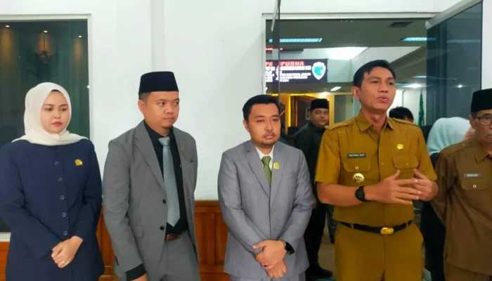 DPRD Gelar Paripurna Penetapan Bupati dan Wakil Bupati Terpilih Kabupaten Batang Hari