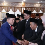 Gubernur Al Haris Lantik Kepala Sekolah dan Pejabat Fungsional, Tekankan Peran Penting Pengembangan SDM