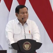 Presiden Prabowo Minta TNI-Polri Harus Selalu Bersama Rakyat