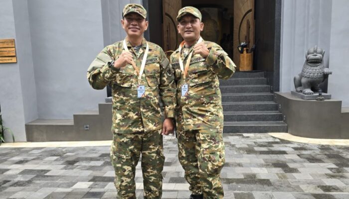 Bupati Batanghari Fadhil Arief Tampil Gagah dengan Seragam Komcad TNI, Ikuti Retret di Akmil Magelang Bersama Kepala Daerah Lainnya