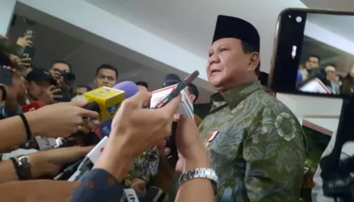 Presiden Prabowo Sinyalkan Reshuffle Kabinet Setelah 100 Hari Kerja, Tegaskan Komitmen Pemerintahan Bersih dan Pro-Rakyat