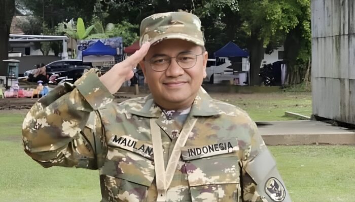 Bahagia! Wali Kota Jambi Maulana Bersiap Ikuti Retret di Akmil Magelang dengan Mengenakan Seragam Loreng