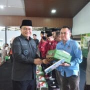 Wako Maulana Wawako Diza Berikan Tali Asih sebagai Apresiasi kepada Ketua RT, LPM, Babinsa, dan BKTM