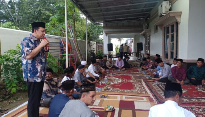 Bupati Muaro Jambi BBS Berbuka Puasa dan Silaturahmi dengan Warga Jaluko