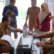 Bupati BBS Isi Momen Ulang Tahun ke-53 dengan Tinjauan Program Kesehatan di Puskesmas