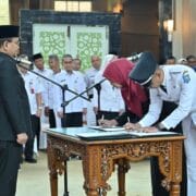 Wali Kota Jambi Lantik 62 Pejabat Baru dan Tekankan Pentingnya Integritas dalam Pelayanan Publik