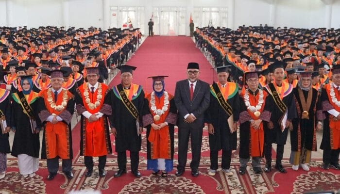 UNJA Kukuhkan 1056 Wisudawan pada Wisuda Ke-118